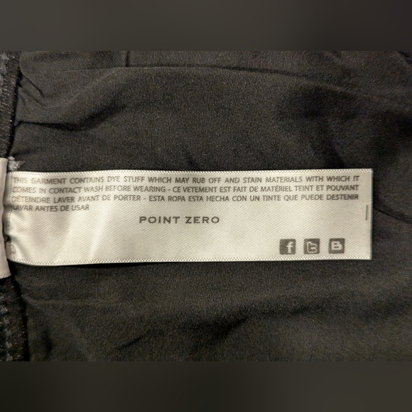 Point Zero GOLD Jeans W 56L 30 New with partial tags Black Denim - Picture 7 of 14